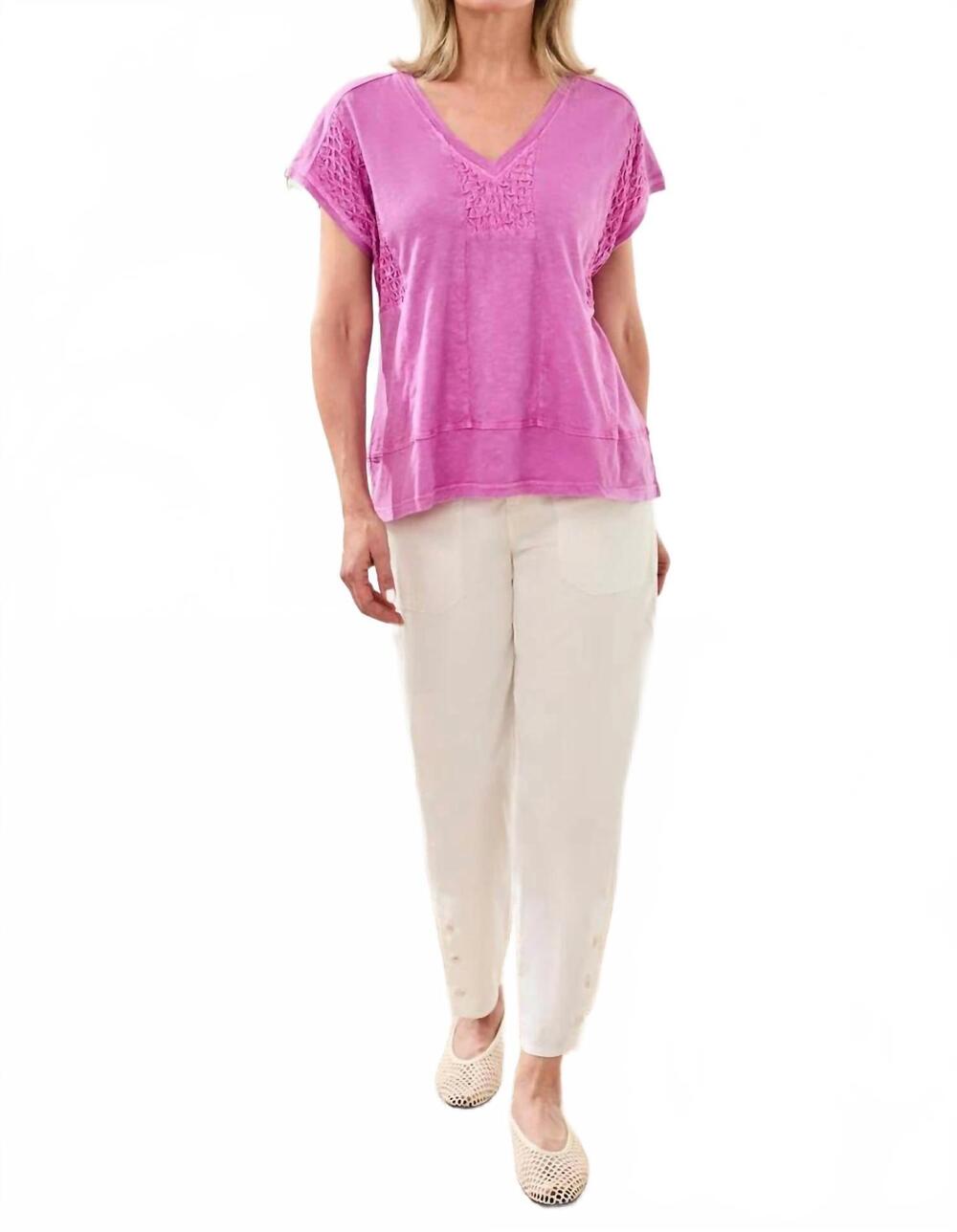 NEW TRIBAL slub knit v-neck cap sleeve top in wisteria